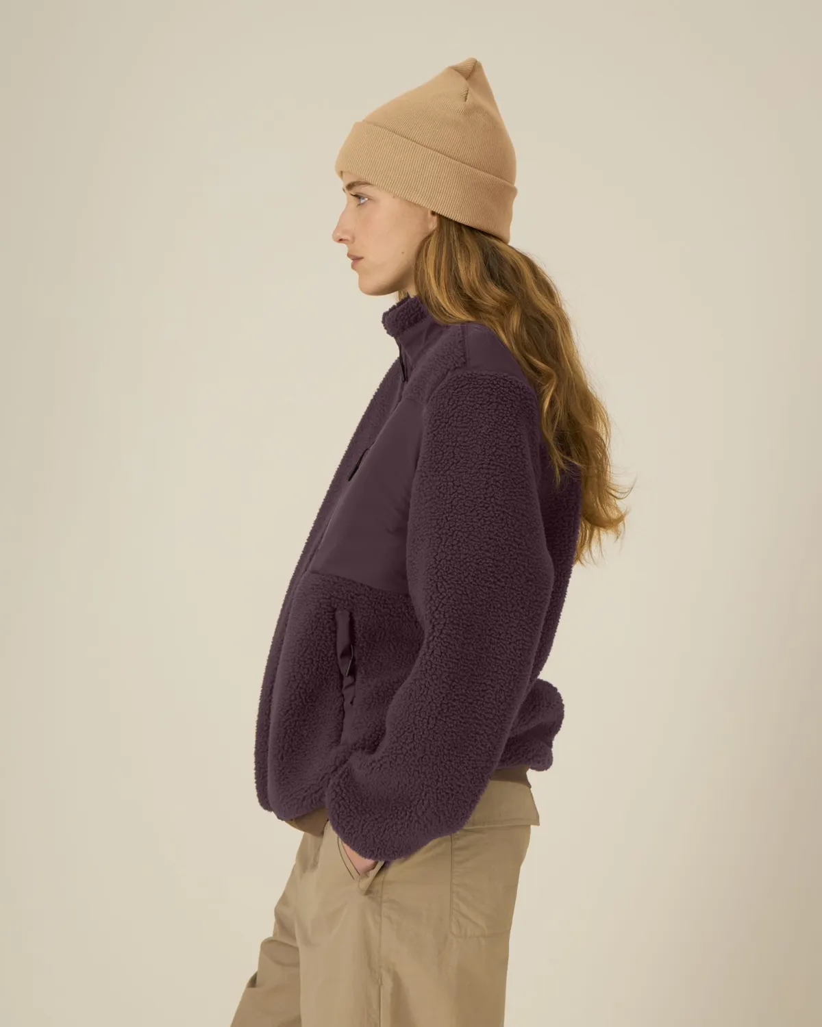 Rib Beanie in latte, voorkant