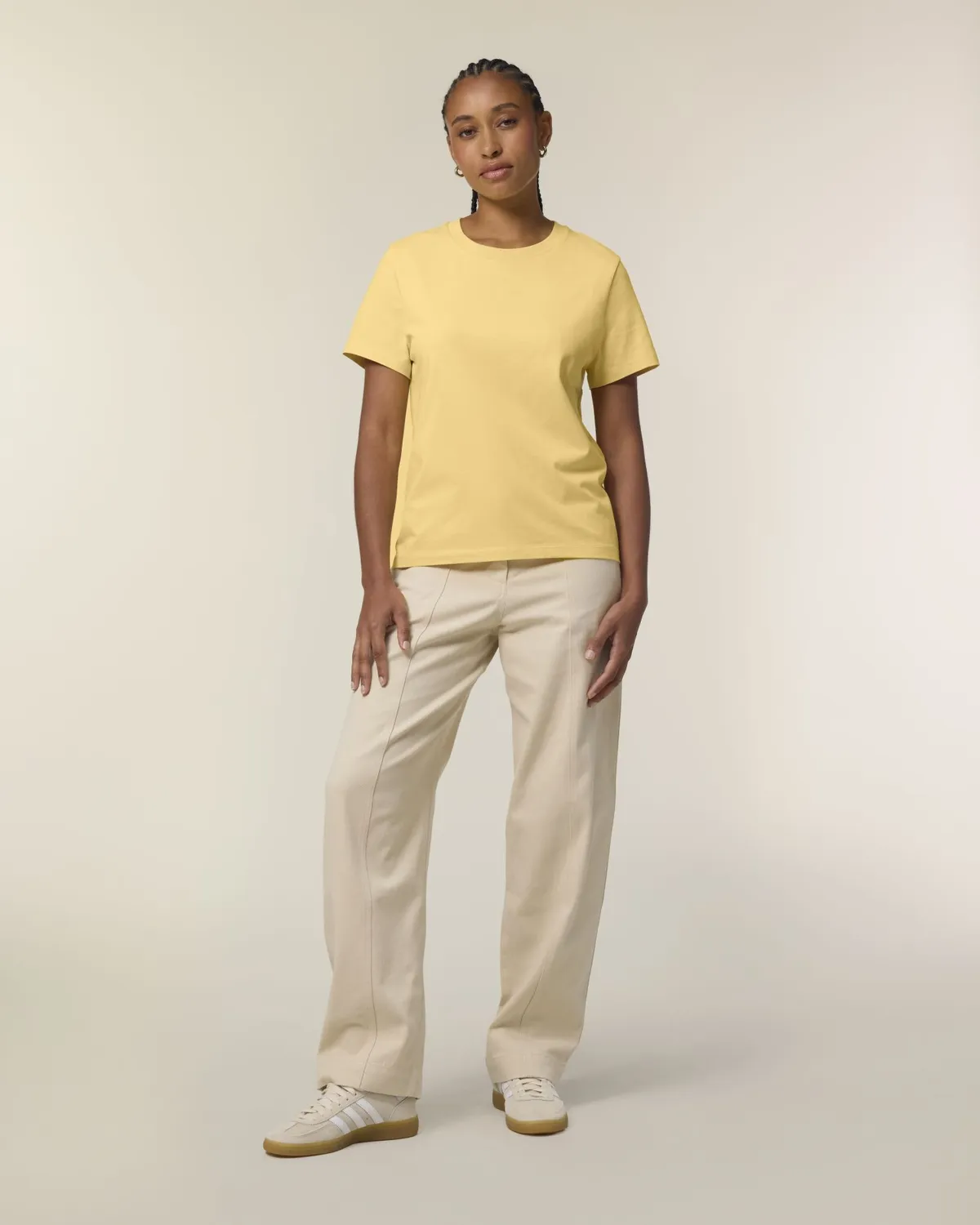 Stella Muser in viva yellow, voorkant