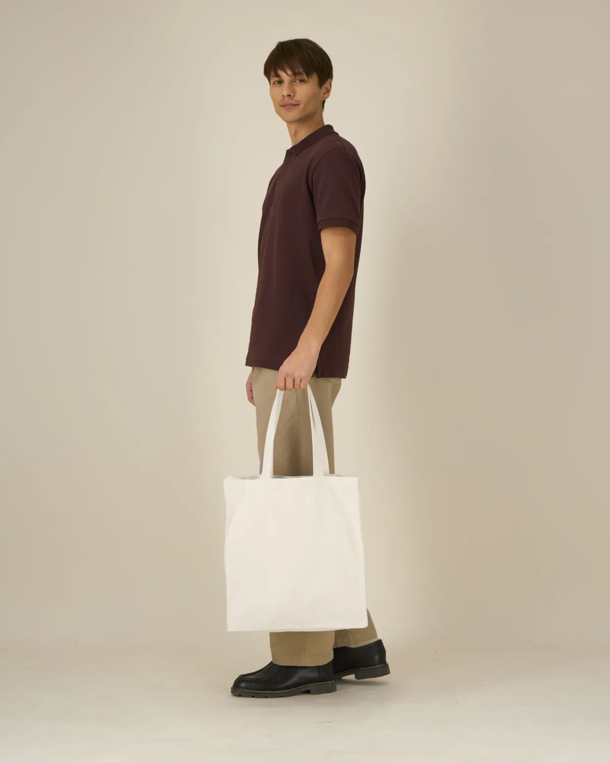 Mid Tote Bag in natural raw, voorkant