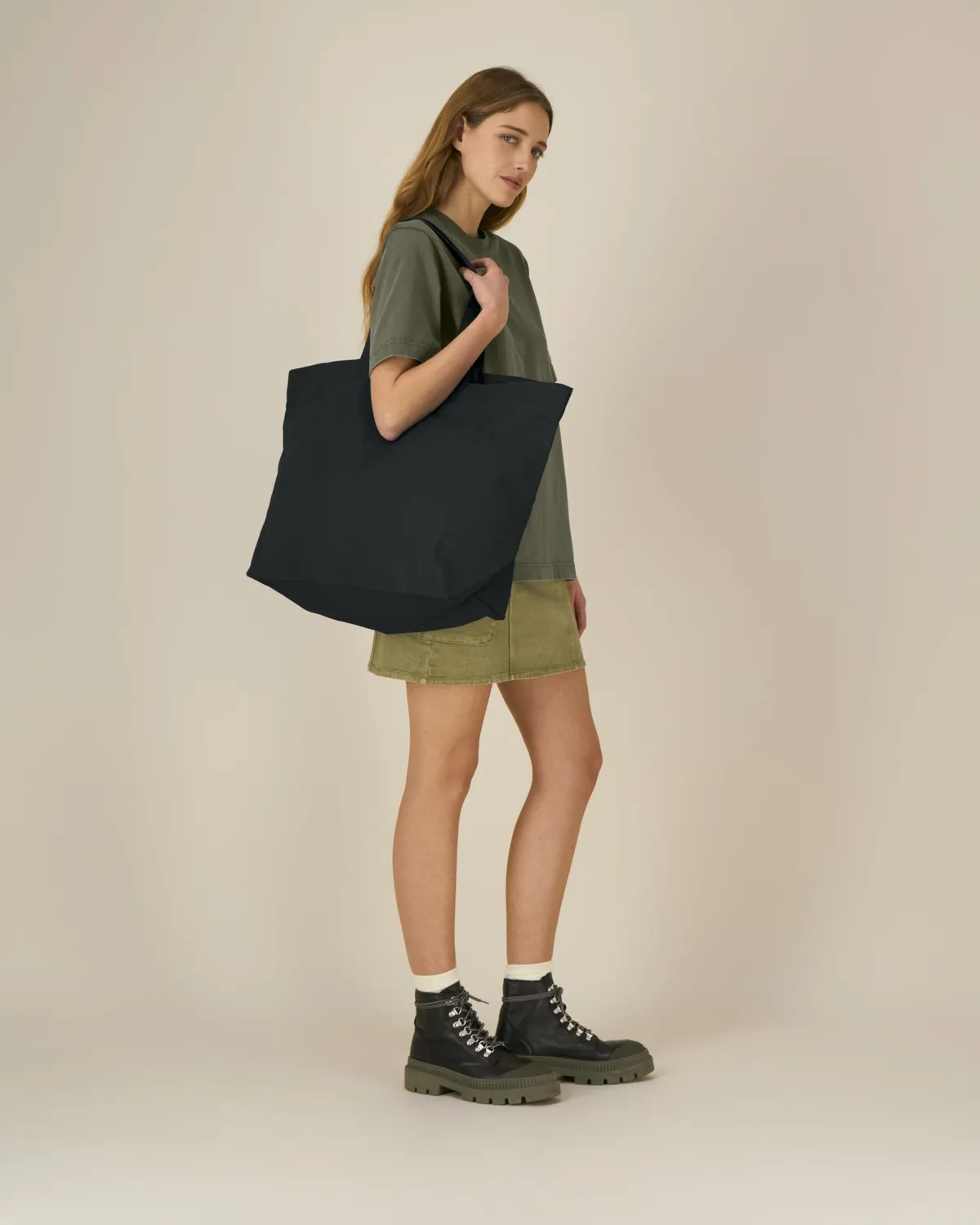 Shopping Bag 2.0 in black, voorkant