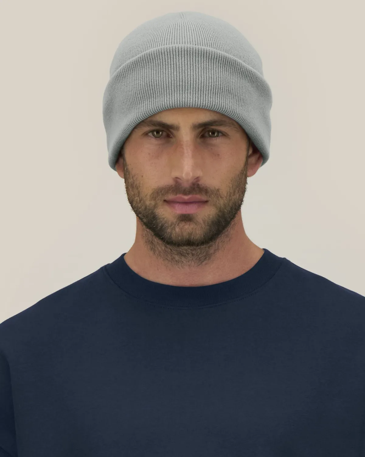 Rib Beanie 2.0 in misty grey, voorkant