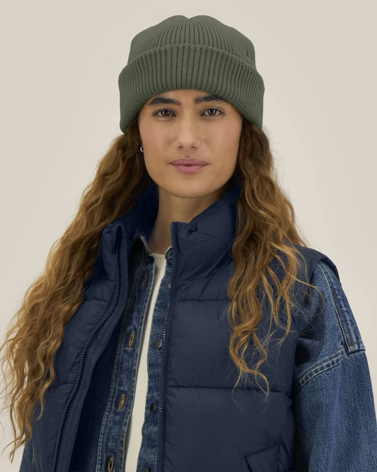 Fisherman Beanie 2.0 in khaki, voorkant