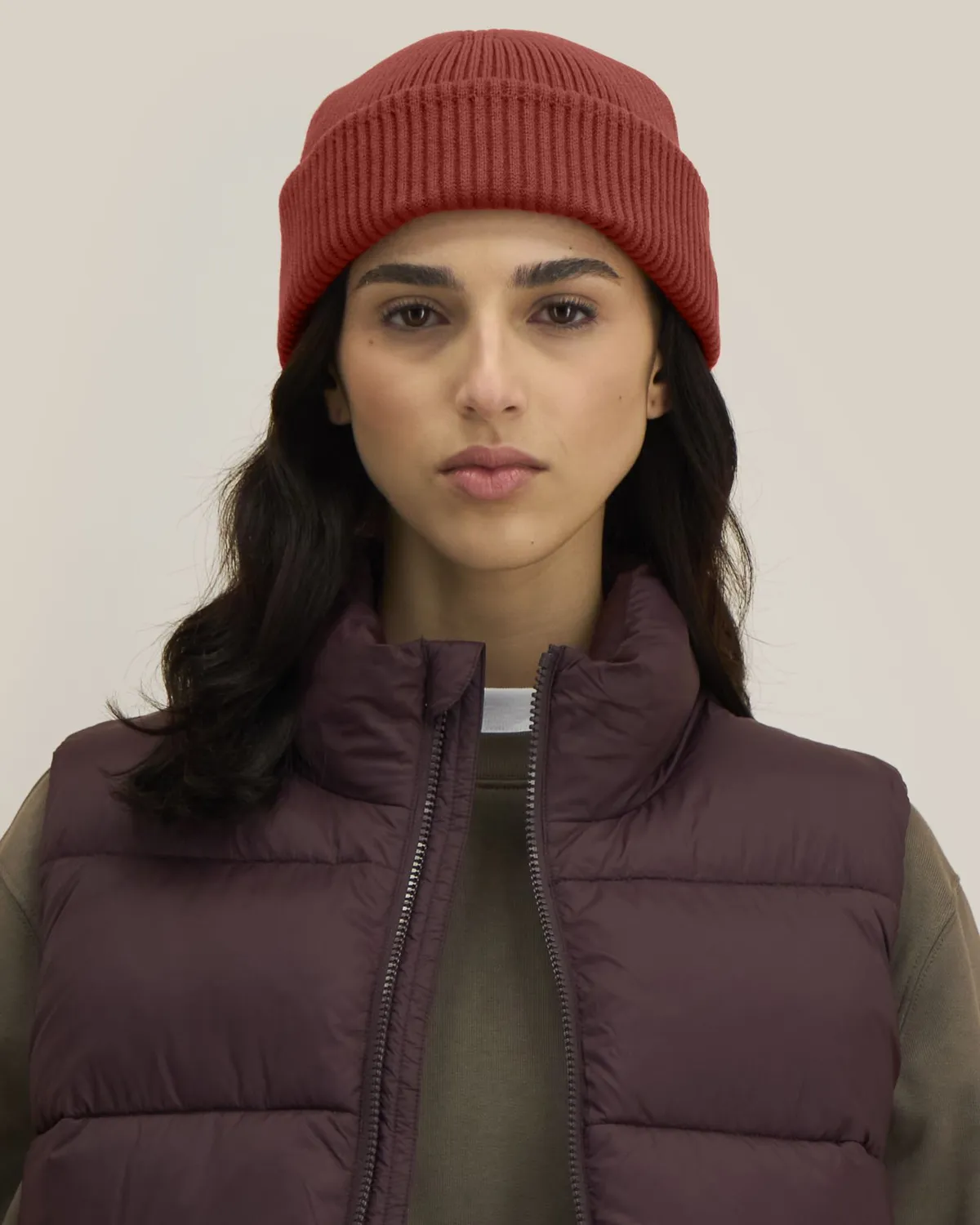 Fisherman Beanie 2.0 in earthy red, voorkant