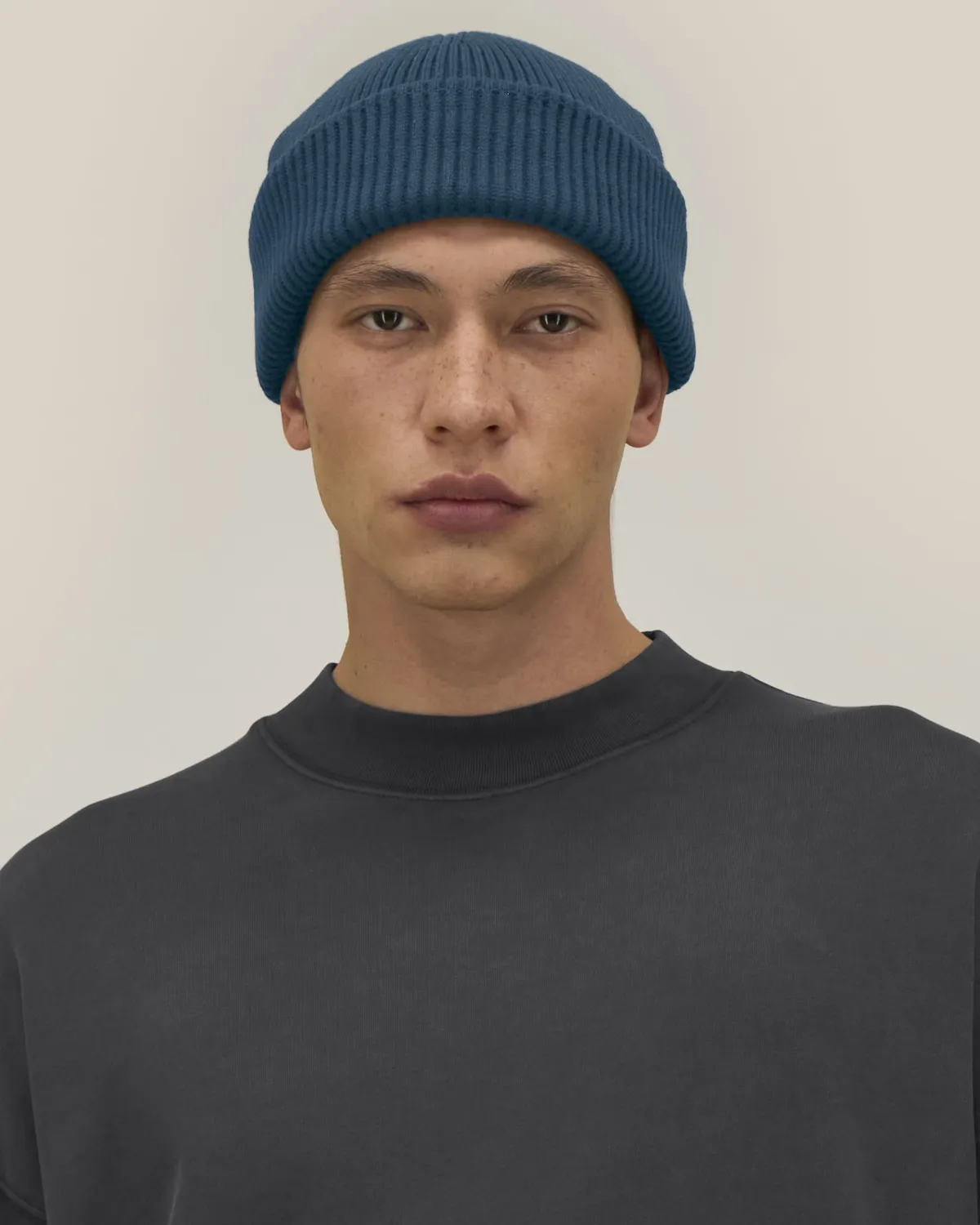 Fisherman Beanie 2.0 in deep teal, voorkant