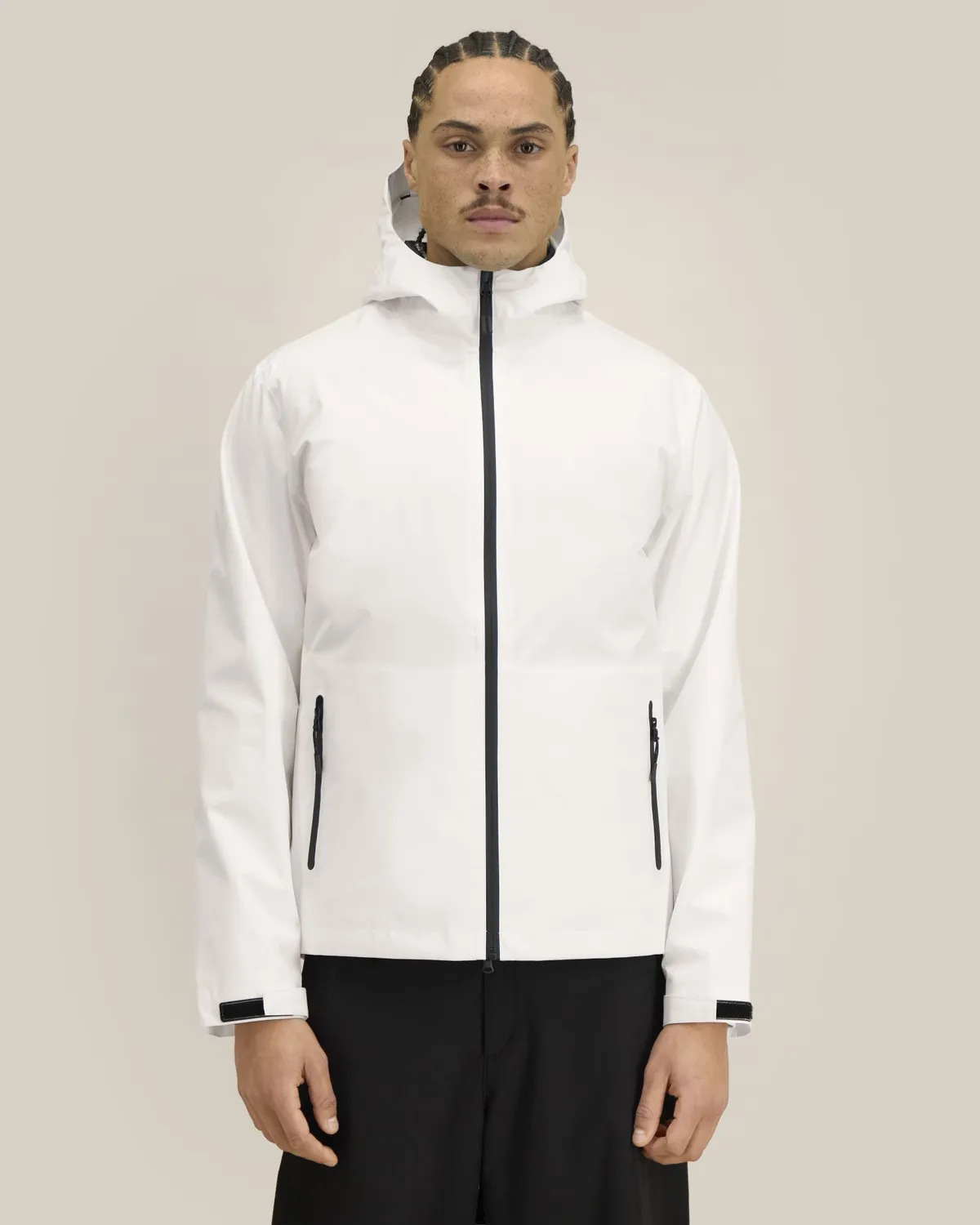 Stanley Stormer in off white, voorkant