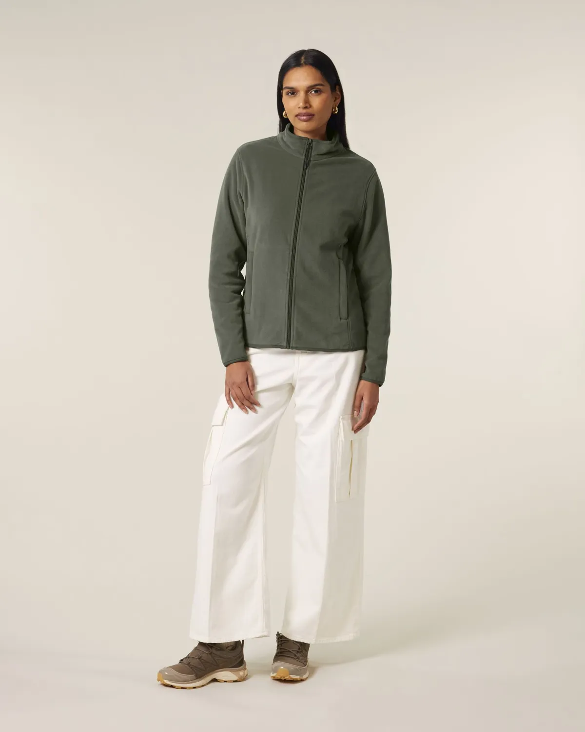 Stella Guider in khaki, voorkant