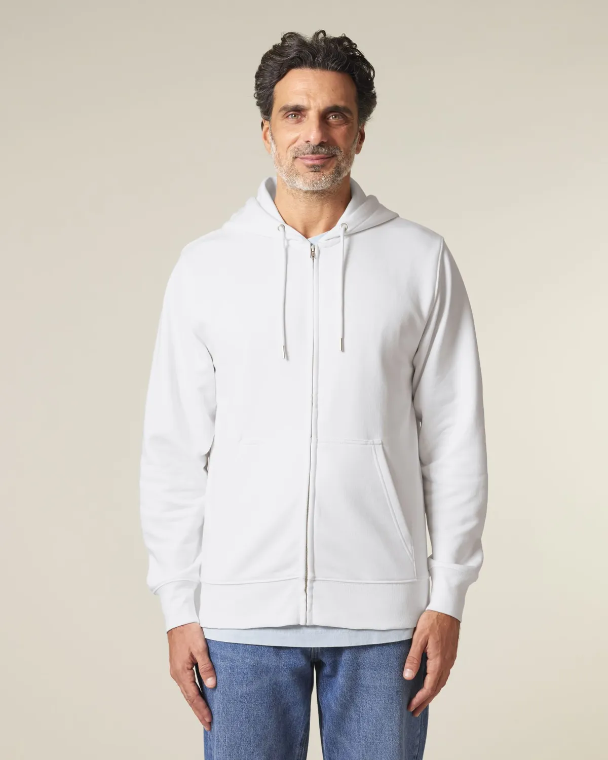 Connector 2.0 in white, voorkant