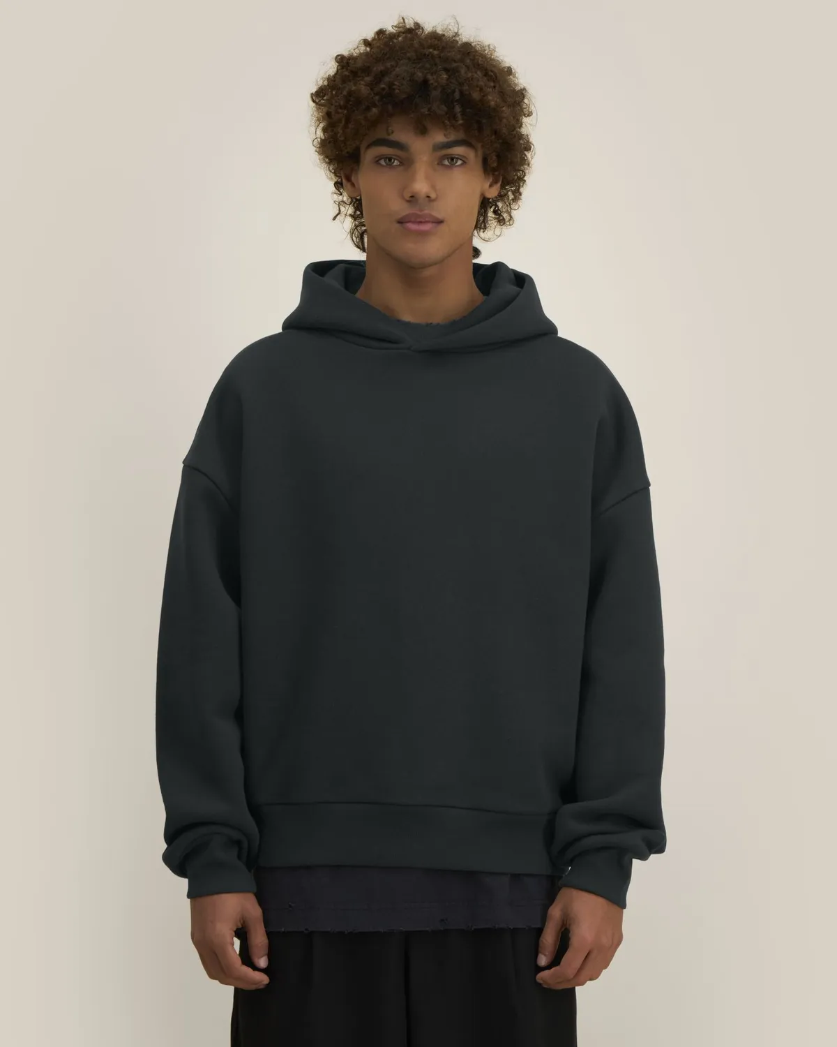 Sculpter in black, voorkant
