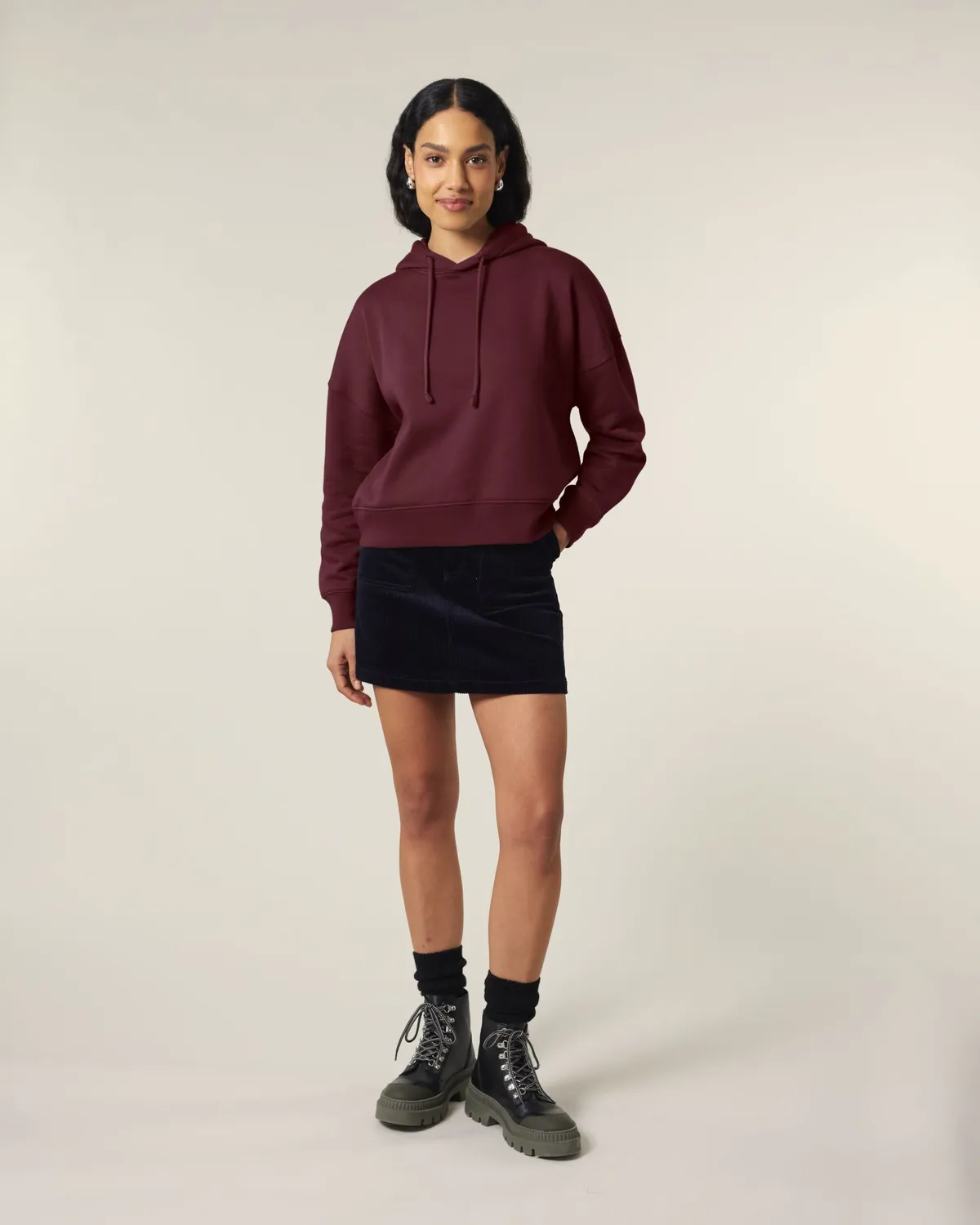 Stella Nora in burgundy, voorkant