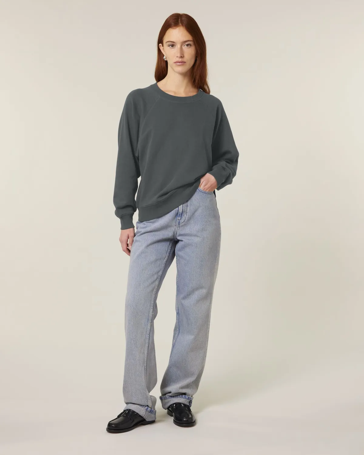 Stella Clara in anthracite, voorkant