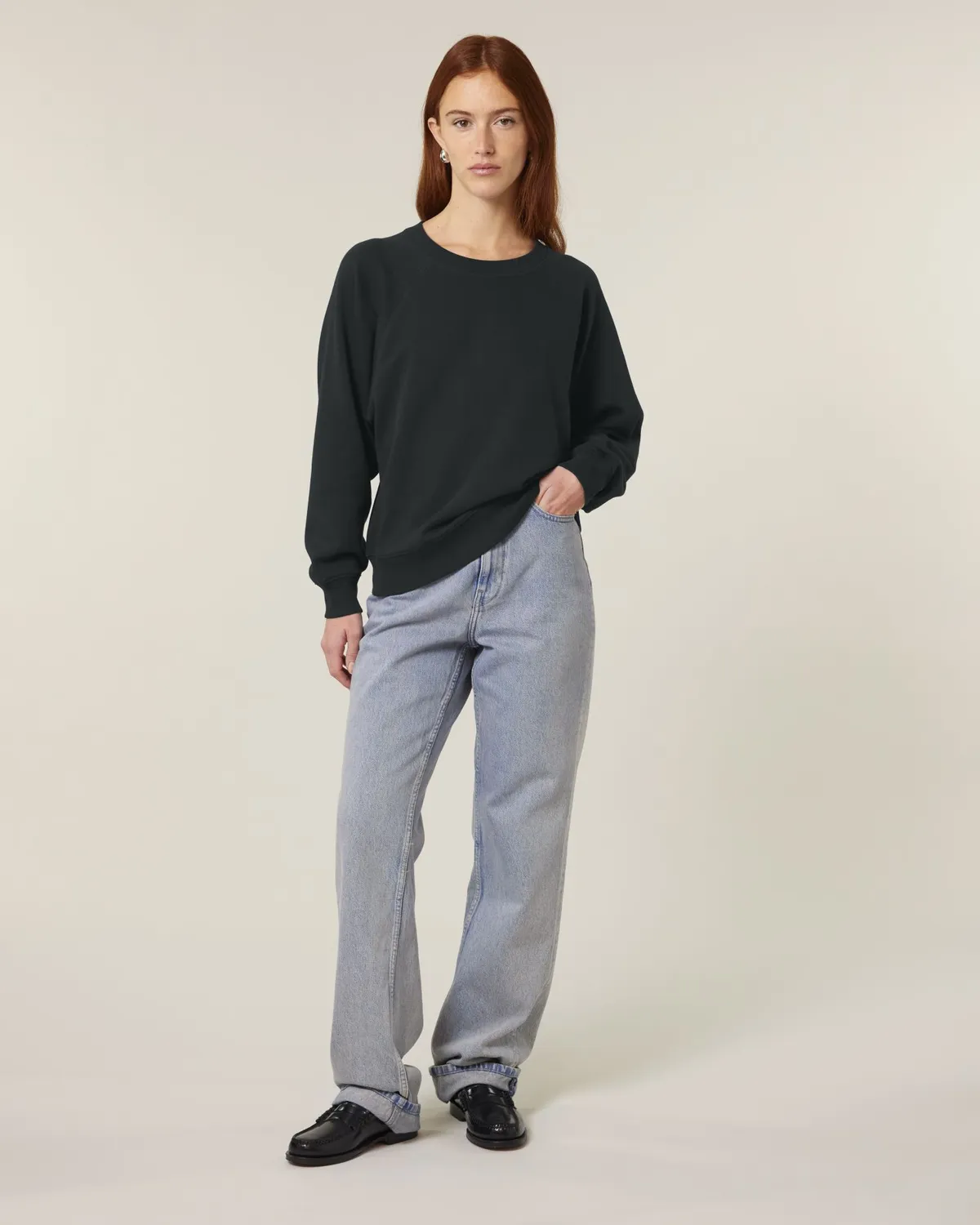Stella Clara in black, voorkant