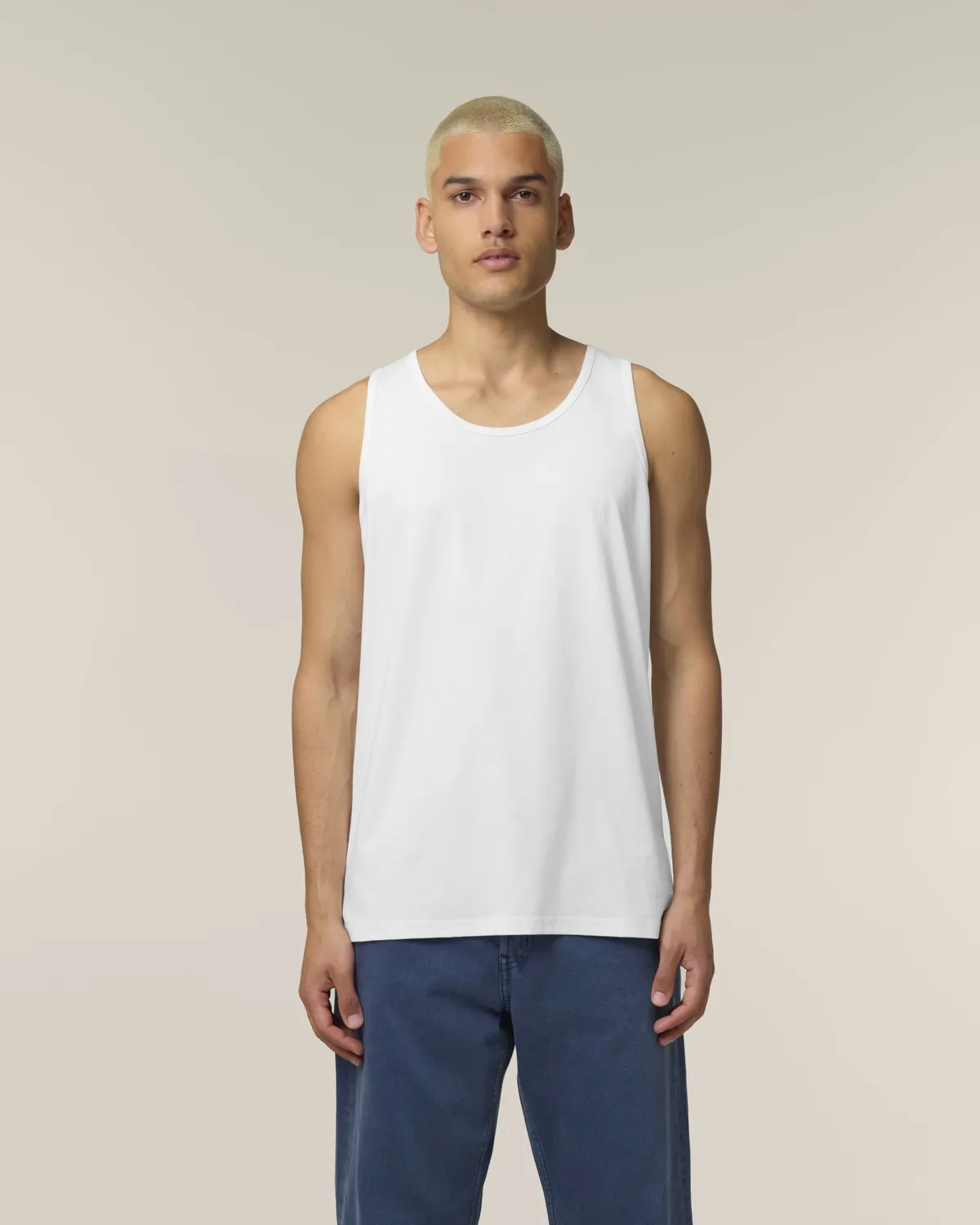 Stanley Stancer in white, voorkant