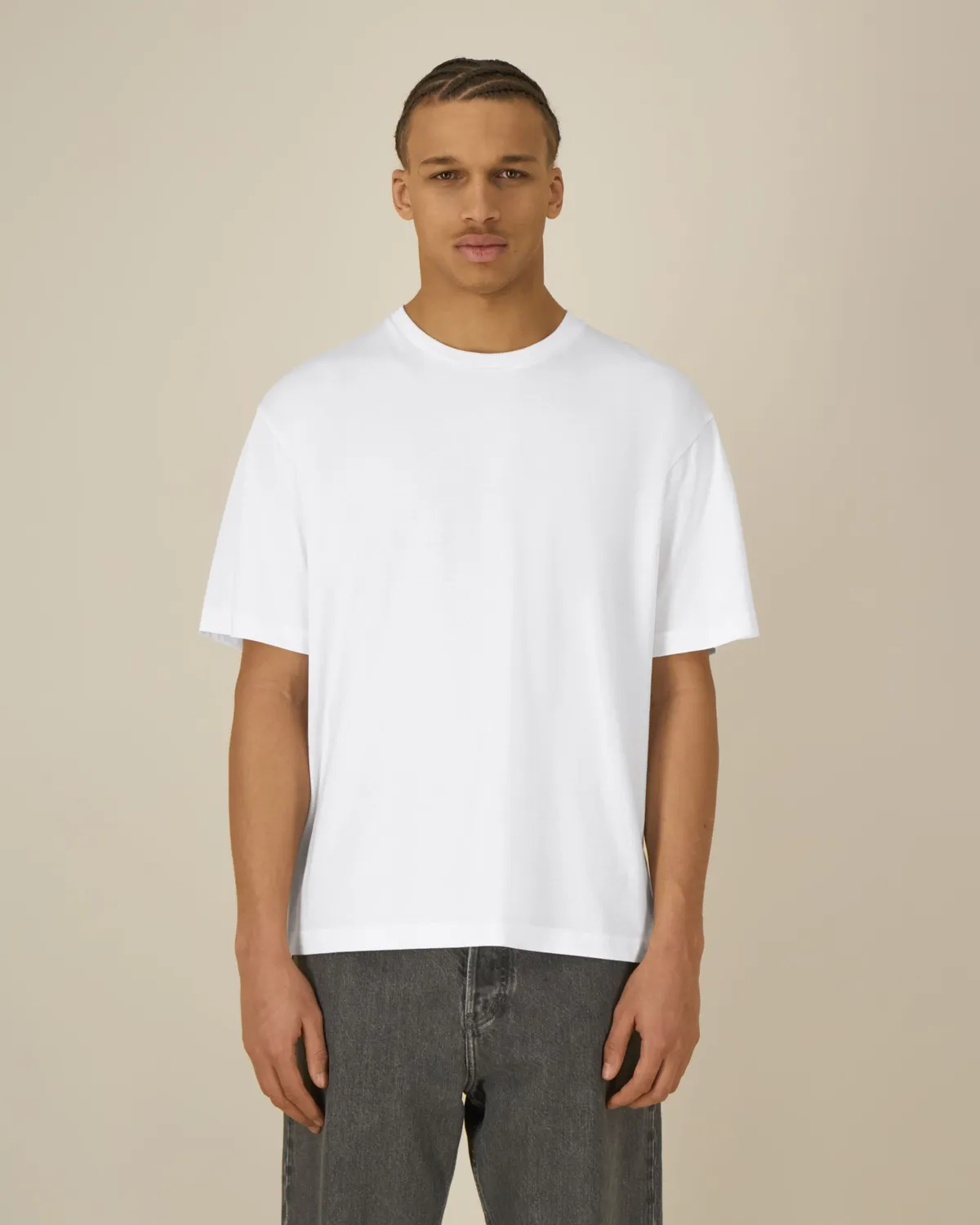 Breezer in white, voorkant