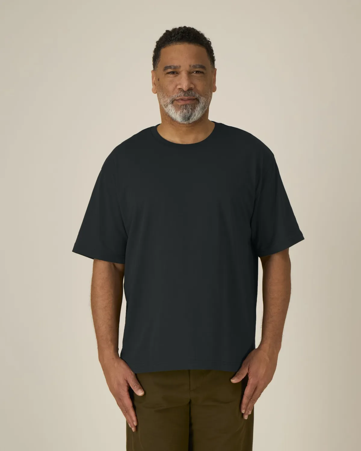 Breezer in black, voorkant