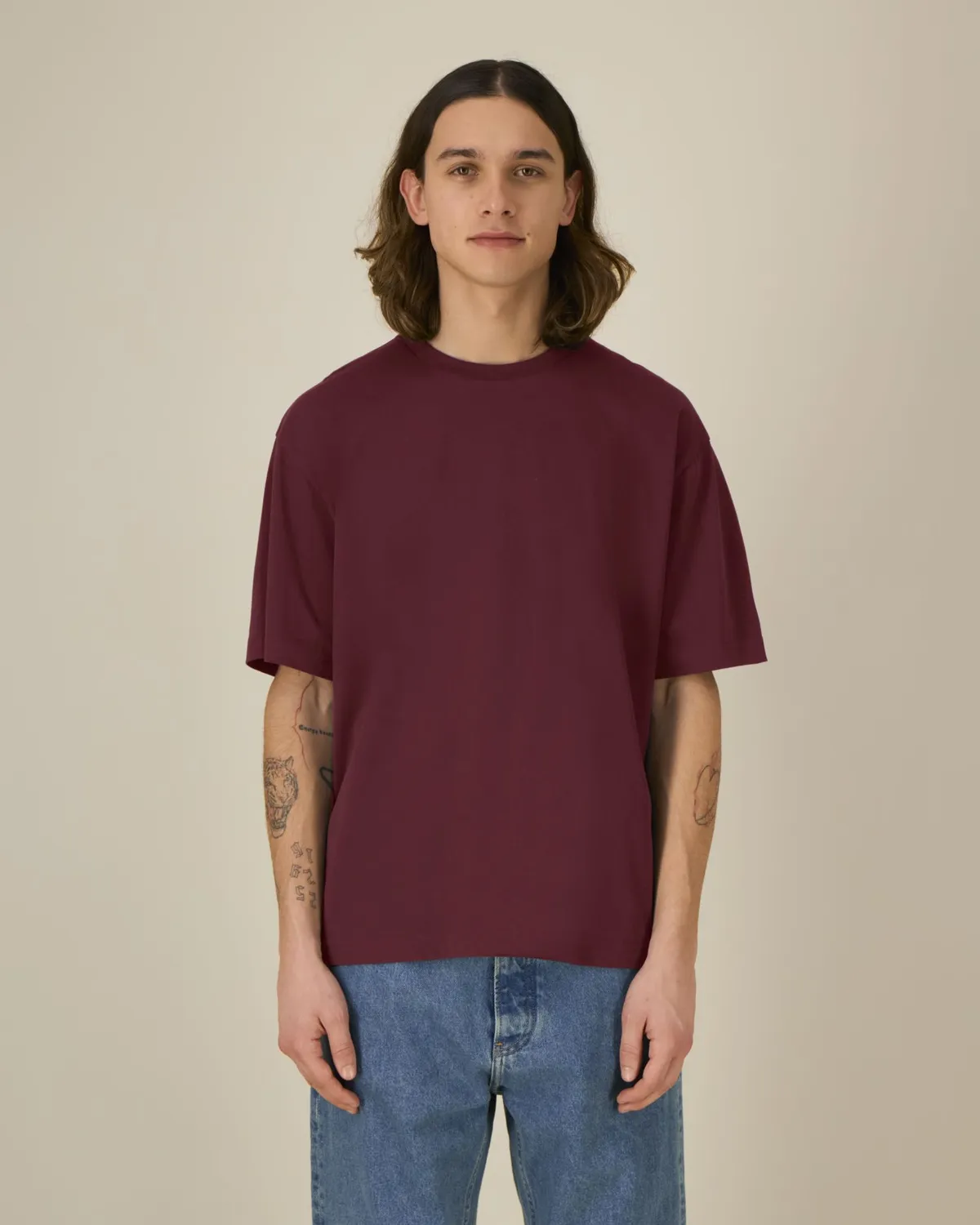 Breezer in burgundy, voorkant