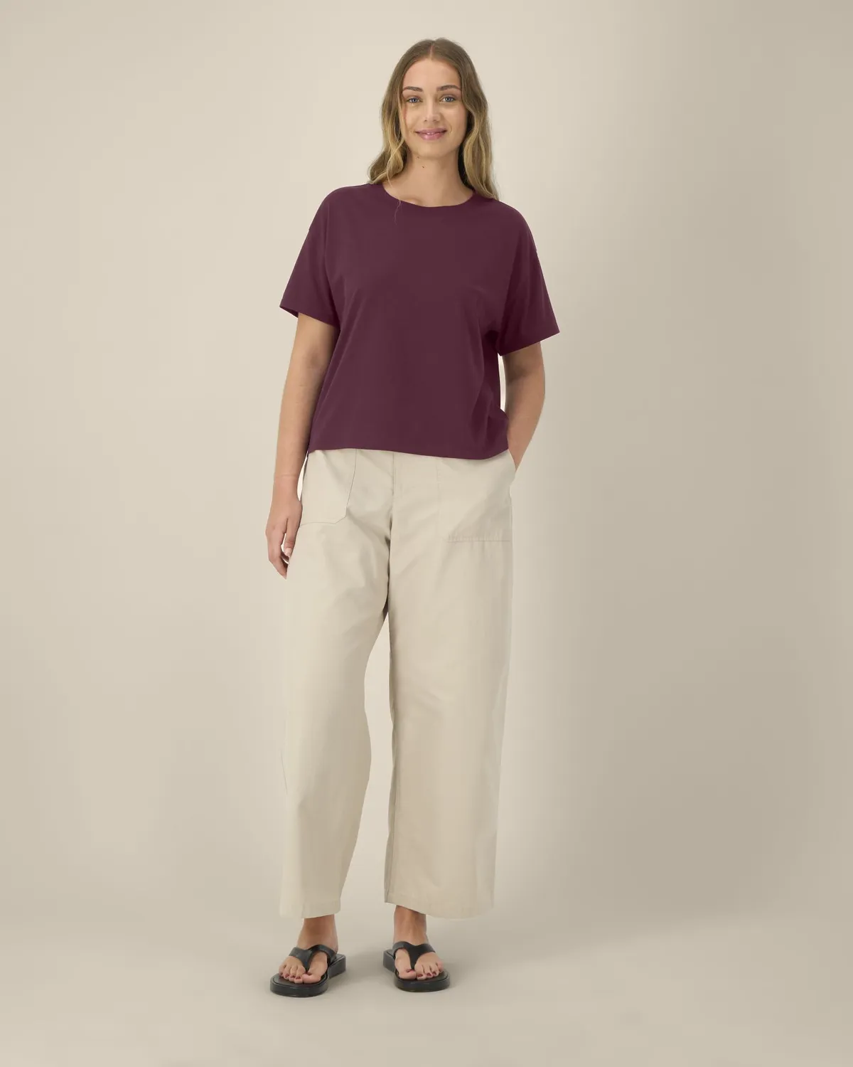 Stella Etta in deep plum, voorkant