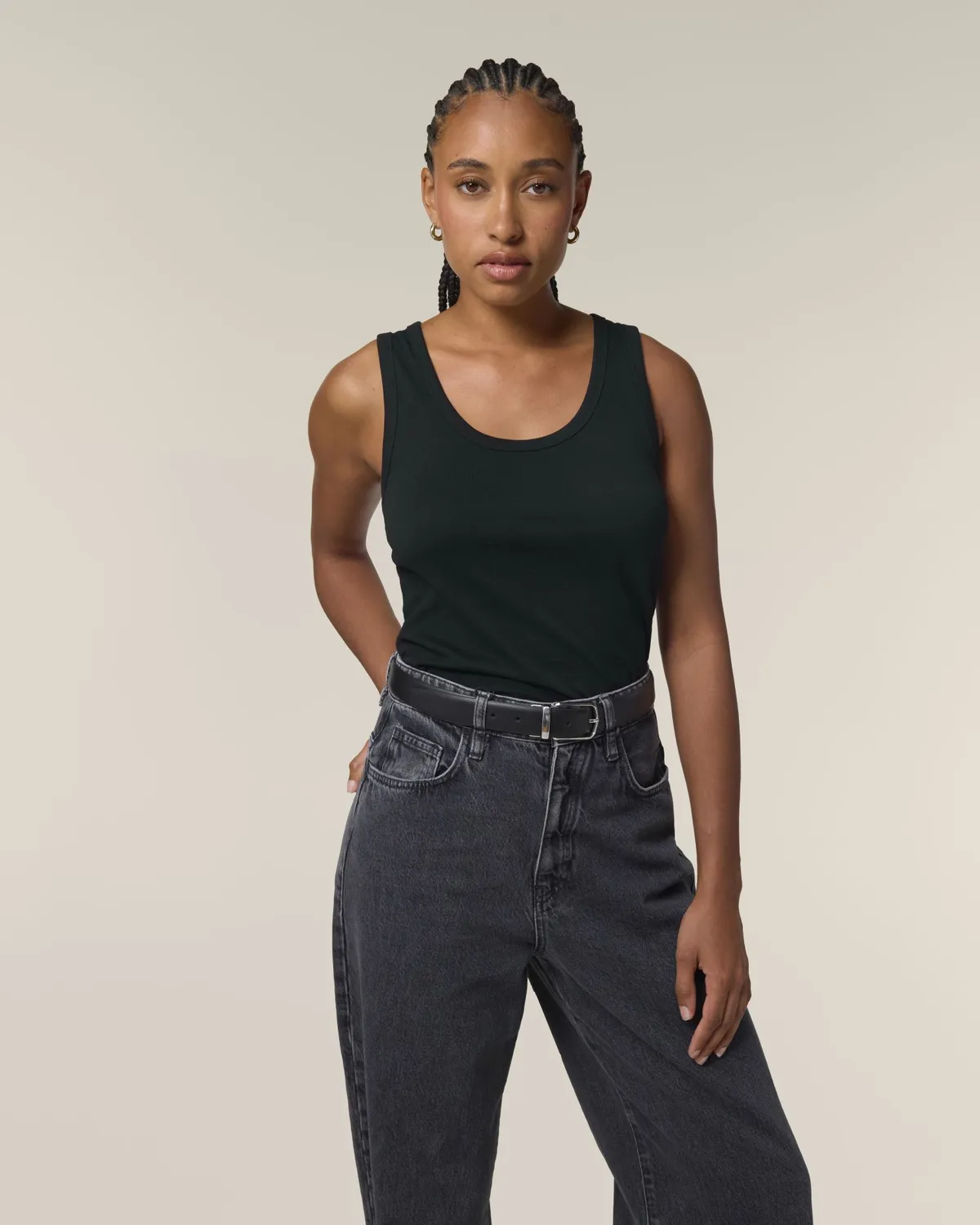 Stella Ava in black, voorkant