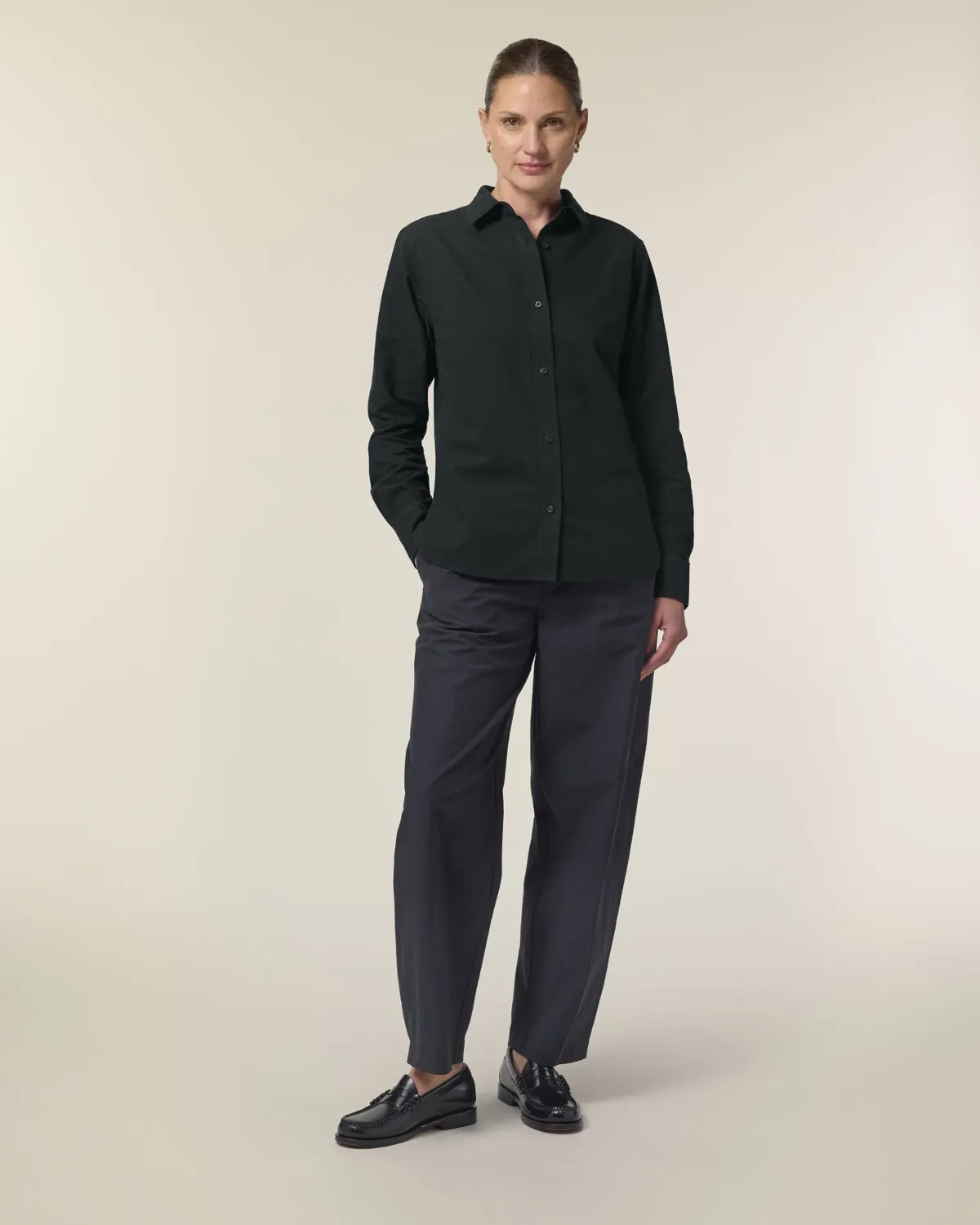 Stella Oxford Shirt in black, voorkant