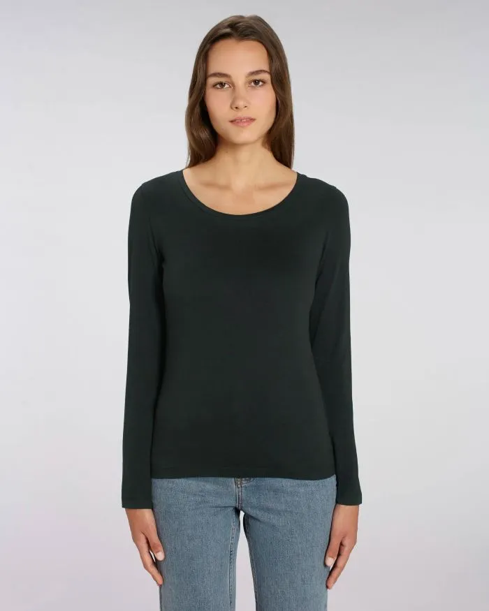 Stella Singer in black, voorkant